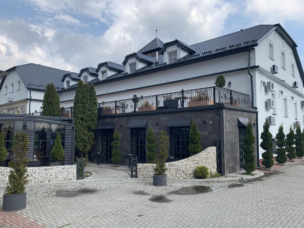 Hotel Kameleon Tarnobrzeg Ngoại thất bức ảnh