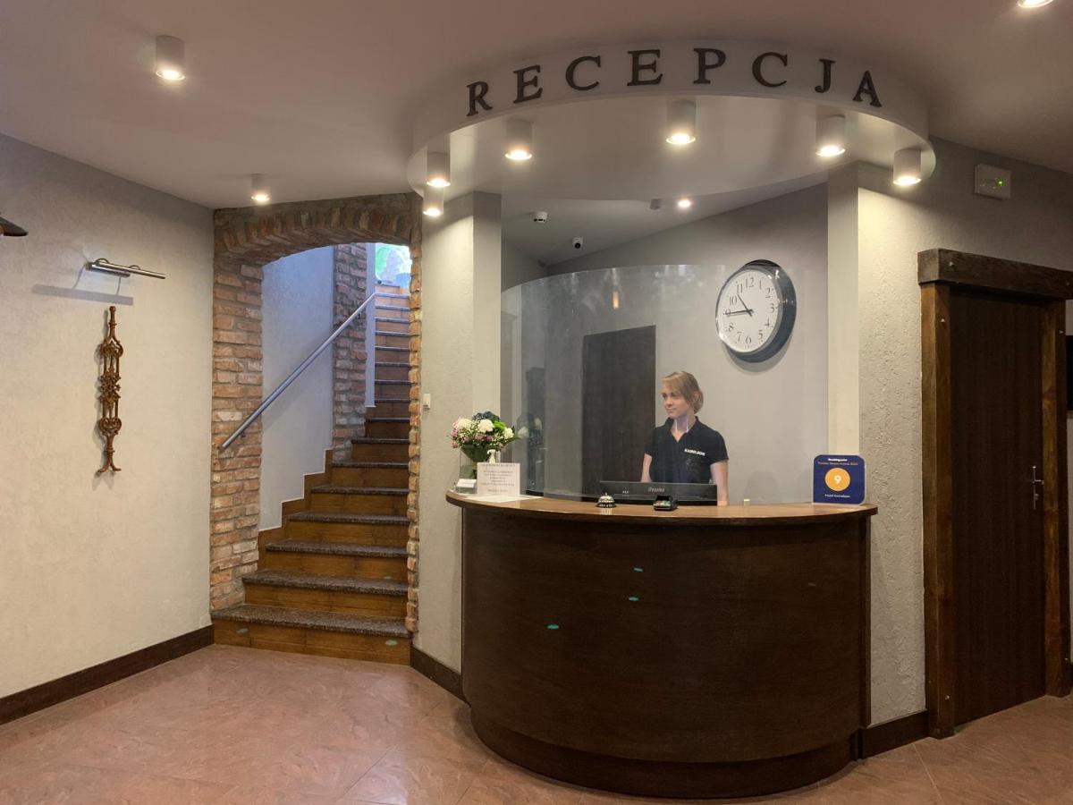 Hotel Kameleon Tarnobrzeg Ngoại thất bức ảnh