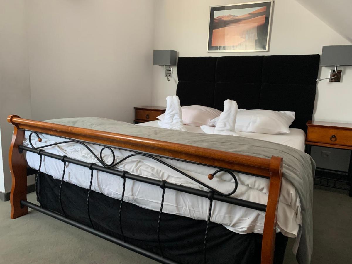 Hotel Kameleon Tarnobrzeg Ngoại thất bức ảnh