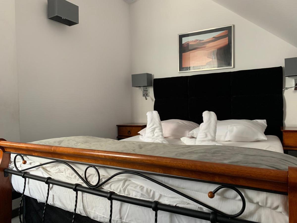 Hotel Kameleon Tarnobrzeg Ngoại thất bức ảnh